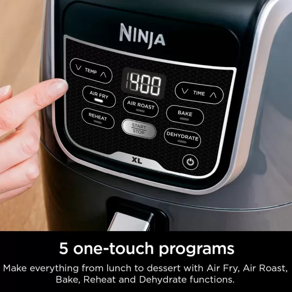 Ninja Air Fryer Roast Bake Air Fry Roast Broil Reheats ampamp Dehydrates 4in1 Fries Frozen Food Veggies and Juicy Meat Less Oil Easy Meals Healthy Meals Compact 4 QT Grey AF10155 QT XL