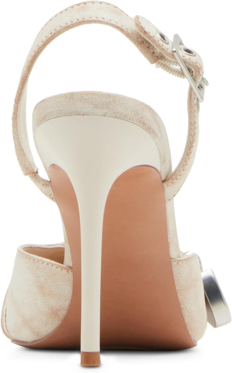 imageSteve Madden Womens DelilahWhite Distressed