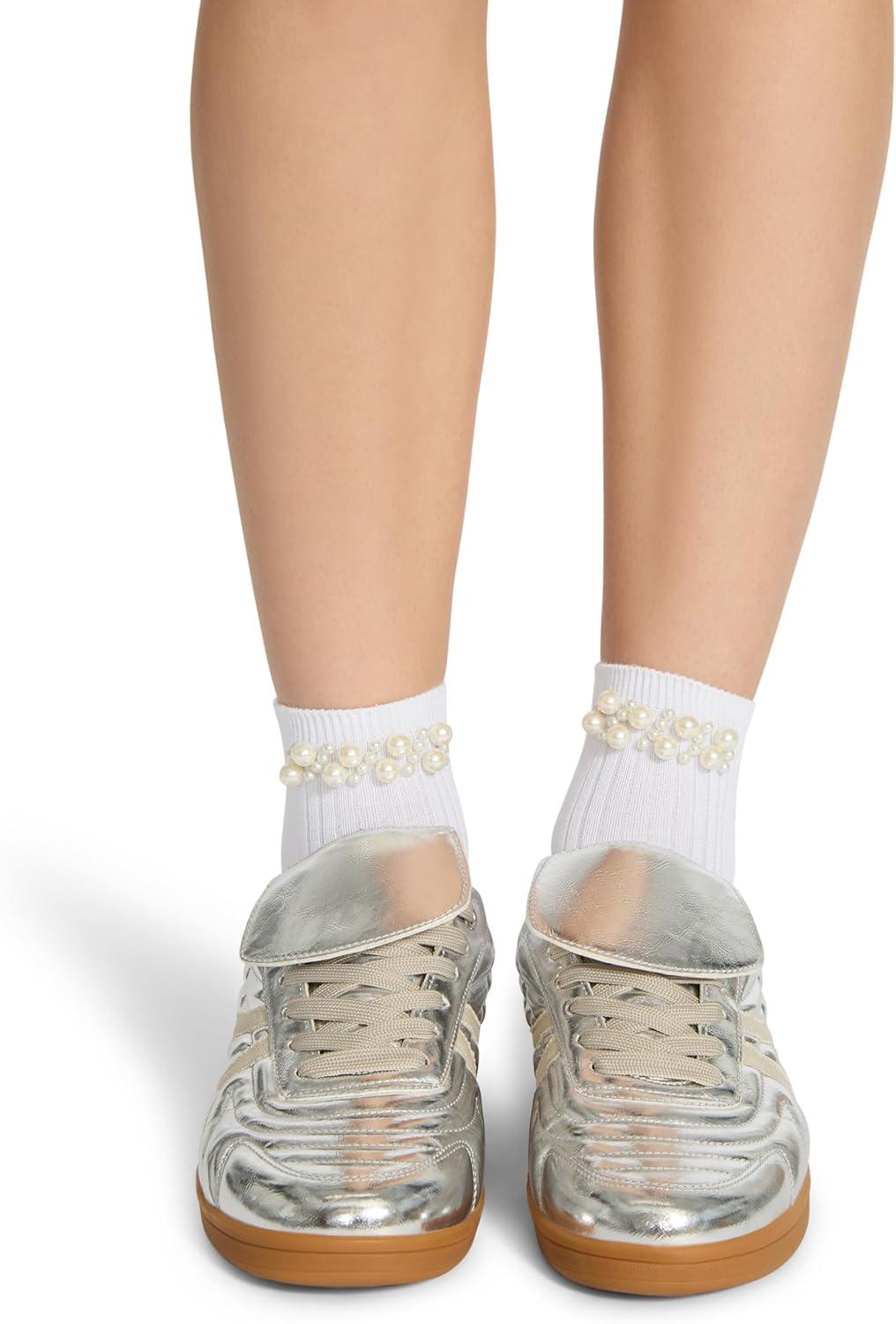 imageSteve Madden Womens Cluster Rib Ankle Socks 2PackWhite