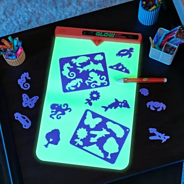 imageCrayola Travel Glow Art Studio Glow in The Dark Toys Kids Gifts for Girls and Boys Ages 6 7 8 9Art Studio
