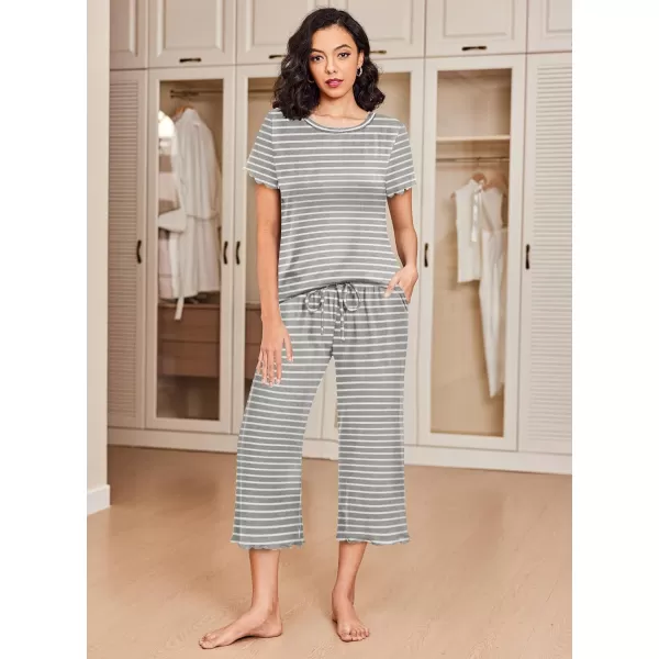 Ekouaer 2 Pack Womens Pajamas Set Short Sleeve Sleepwear Capri Pants Pjs Sets Soft Loungewear With Pockets2packbutterfly  Gray Stripe