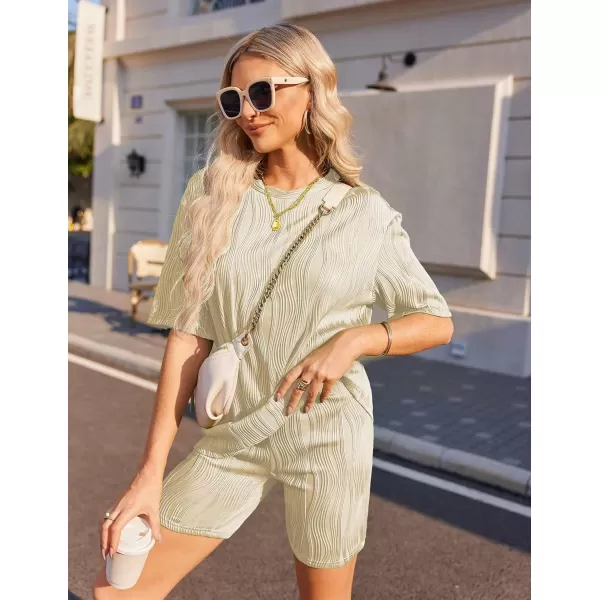 Ekouaer Pajamas 2 Piece Lounge Sets Short Sleeve Matching Outfits Oversized Shirt Biker Shorts Set Soft Sleepwear SweatsuitsChampagne