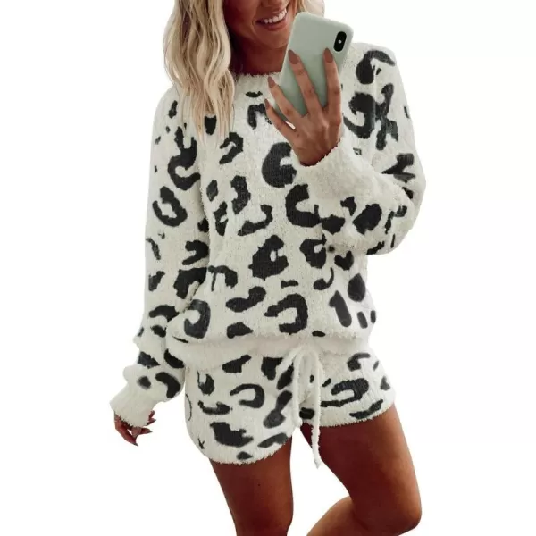 Ekouaer Fuzzy Fleece Pajamas 2 Piece Warm Soft Lounge Set Long Sleeve Sweater Top and Shorts Loungewear Outfits SweatsuitsBlack Leopard