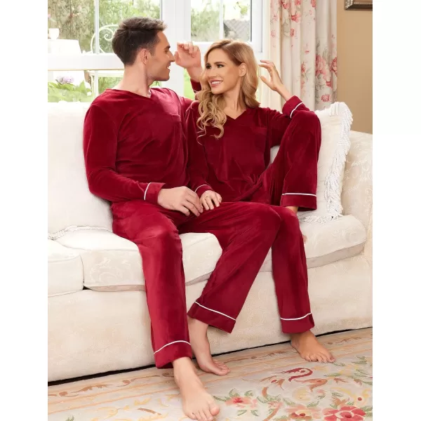 Ekouaer Couples Matching Pajamas Sets Velvet PJs Set for Men and Women Velour Long Sleeve Sleepwear SXXLMen Wine Red