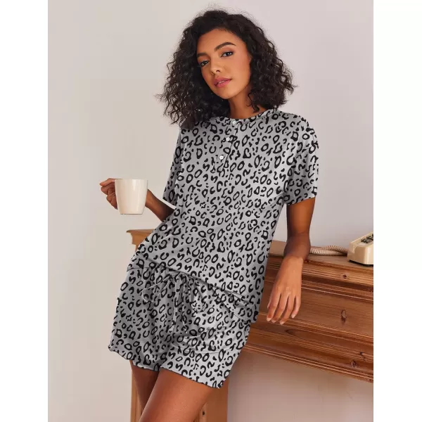 Ekouaer 2 Pack Womens Pajama Sets Short Sleeve Top with Shorts Soft Comfy Loungewear Sleepwear SXXLGp6gray Leopardblack