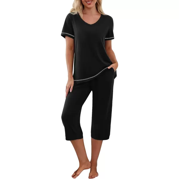 Ekouaer 2 Pack Womens Sleepwear Capri Pajama Sets Short Sleeve TwoPiece Pjs V Neck Tops  Capri Pants with Pockets S3XLBlack Flowerblack