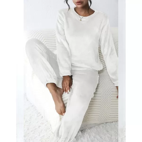 Ekouaer 2023 Women Fleece Pajama Sets Long Sleeve Tops and Pants PJ Sets Joggers Plush Loungewear Sleepwear S3XLWhite