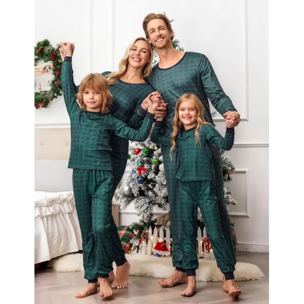 Ekouaer Christmas Pajamas for Family Matching Pjs Long Sleeve Plaid Sleepwear Holiday Xmas Loungewear with PocketsKids Pattern4blue Green Plaid