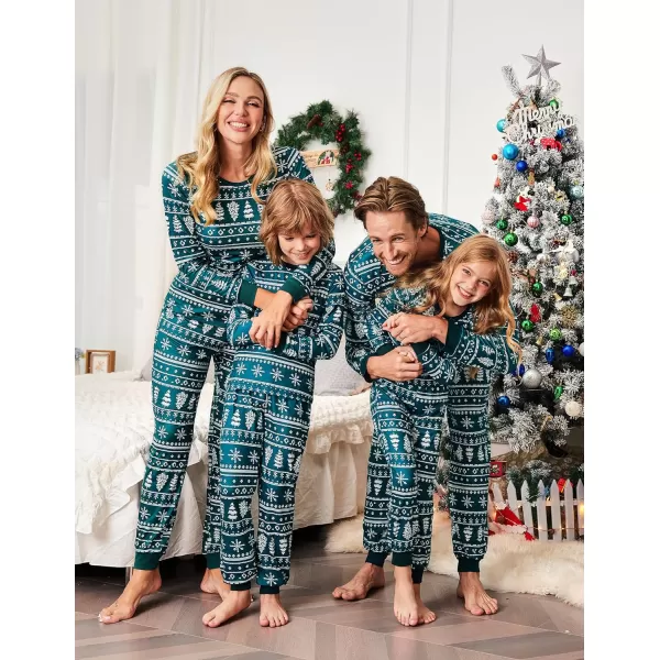 Ekouaer Christmas Pajamas for Family Matching Pjs Long Sleeve Plaid Sleepwear Holiday Xmas Loungewear with PocketsKids Pattern8dark Green With Snowflake