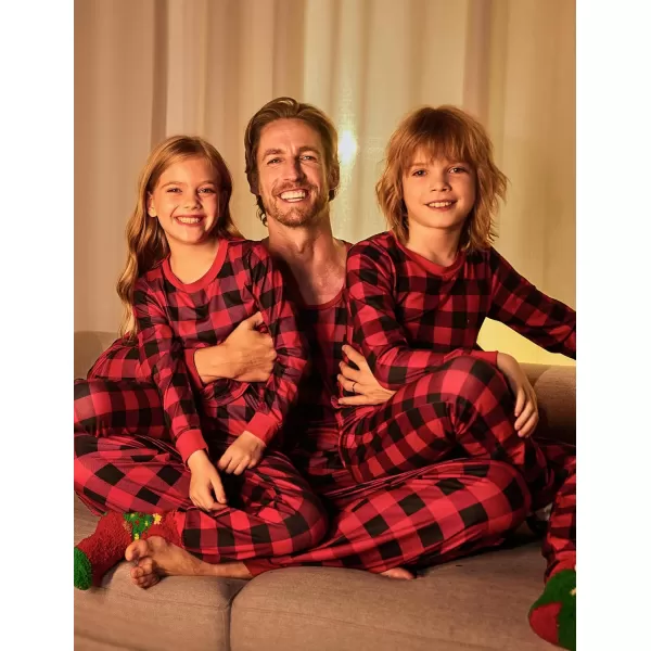 Ekouaer Christmas Pajamas for Family Matching Pjs Long Sleeve Plaid Sleepwear Holiday Xmas Loungewear with PocketsMen Pattern2red Plaid