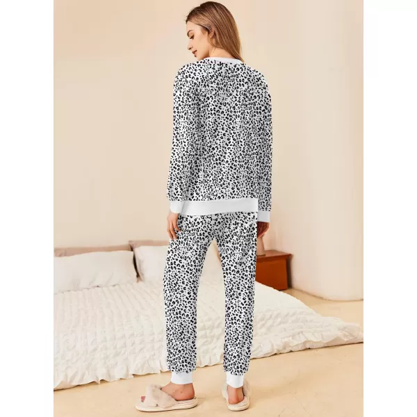 Ekouaer Pajamas Set Long Sleeve Pj Sets 2 Piece Jogger Pajama Sets Soft Sleepwear Loungewear for WomenWhite Leopard