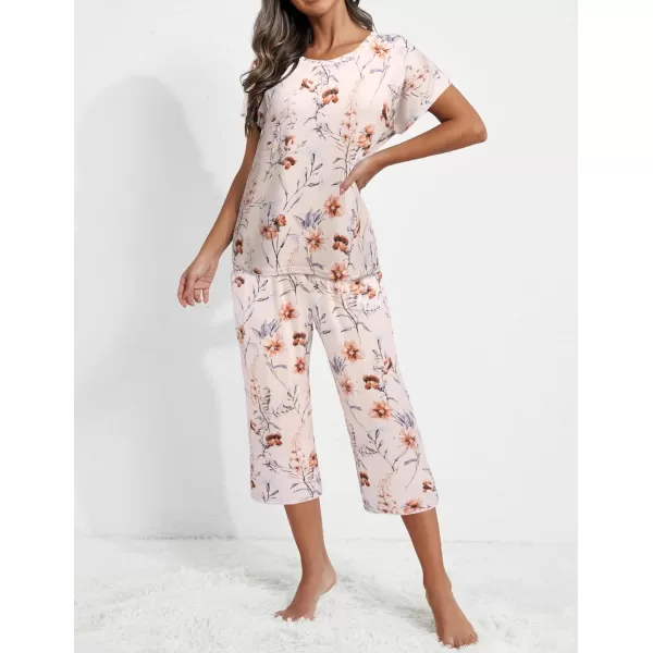 Ekouaer Womens Capri Pajama Sets Floral Print Short Sleeve Sleepwear Top and Capri Pants 2 Piece Loungewear with PocketsBeige Flowers