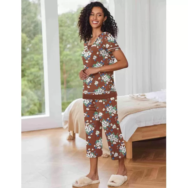 Ekouaer Womens Pajama Set Short Sleeve Shirt and Capri Pants Sleepwear Pjs Sets Soft SleepwearBrown Floral