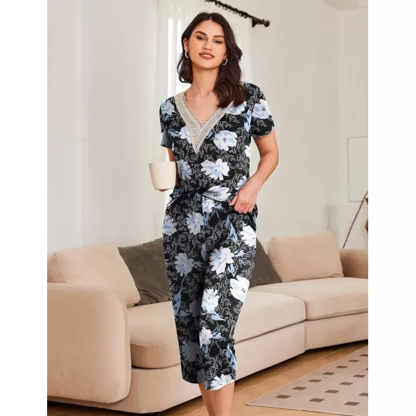 Ekouaer Womens Pajamas Set Short Sleeve Lace V Neck Sleepwear Top Capri Pants Pjs Sets Soft Loungewear SXXLWhite Flower Black