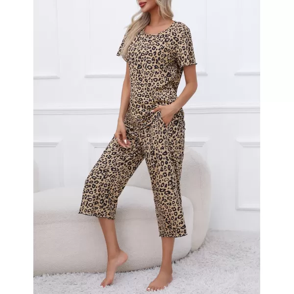 Ekouaer Womens Pajamas Set Short Sleeve Sleepwear Top Capri Pants Pjs Sets Soft Loungewear SXXLLeopard