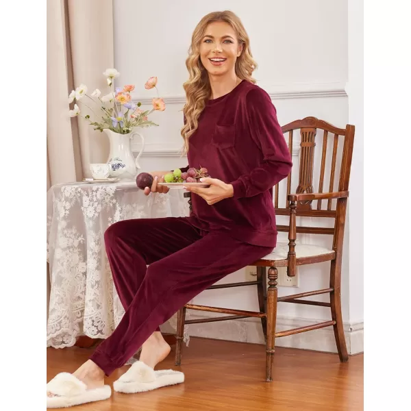 Ekouaer Womens Pajamas Sets Long Sleeve Soft Warm Sleepwear 2 Piece Velvet Pjs Lounge Sets with PocketsWine Red