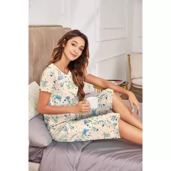 Ekouaer Womens Sleepwear Capri Pajama Sets Short Sleeve TwoPiece Pjs V Neck Tops amp Capri Pants with Pockets S3XLBlue Floral