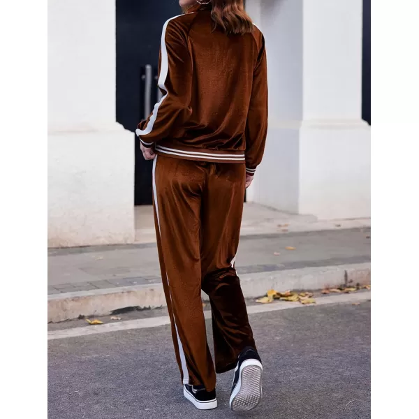 Ekouaer Womens Velvet Velor Tracksuits 2 Piece Lounge Outfits Zip Up Sweatshirt and Sweatpants with Pockets S3XLBrown