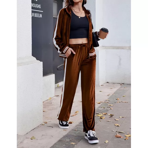 Ekouaer Womens Velvet Velor Tracksuits 2 Piece Lounge Outfits Zip Up Sweatshirt and Sweatpants with Pockets S3XLBrown