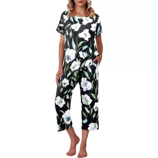 Ekouaer Womens Capri Pajama Sets Floral Print Short Sleeve Sleepwear Top and Capri Pants 2 Piece Loungewear with PocketsBlackwhite Lily