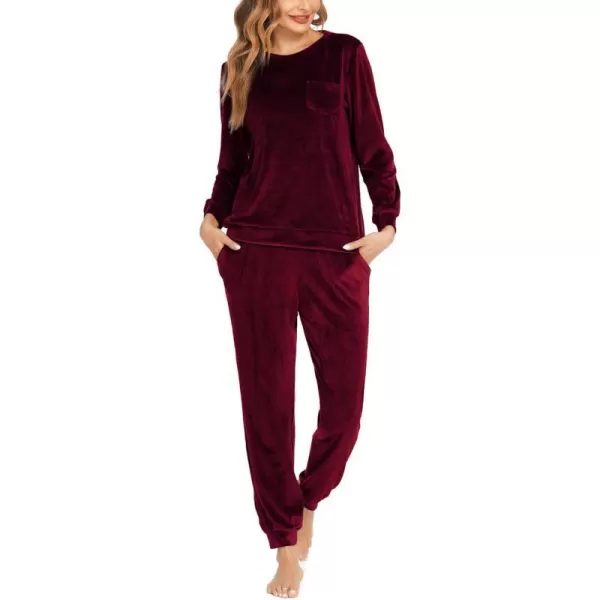 Ekouaer Womens Pajamas Sets Long Sleeve Soft Warm Sleepwear 2 Piece Velvet Pjs Lounge Sets with PocketsWine Red