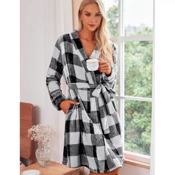 imageEkouaer Womens Plush Robes Soft Bathrobe Knee Length Warm Soft Robe Fleece Loungewear with Pockets SXXLBlackwhite Plaid