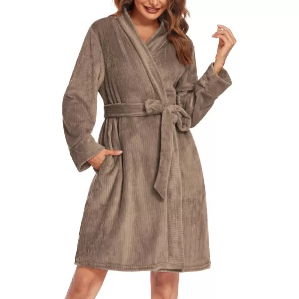 imageEkouaer Womens Plush Robes Soft Bathrobe Knee Length Warm Soft Robe Fleece Loungewear with Pockets SXXLBrown