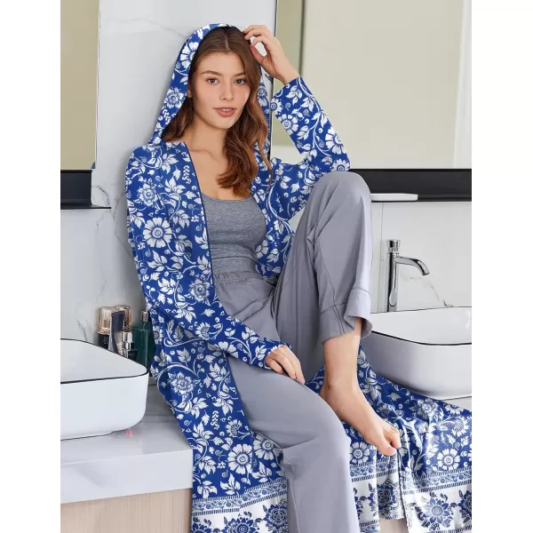 imageEkouaer Robe for Women Zipper Robe Loungewear Full Length Sleepwear Pockets Housecoat Casual Straight Robe SXXLBlueWhite Flowers