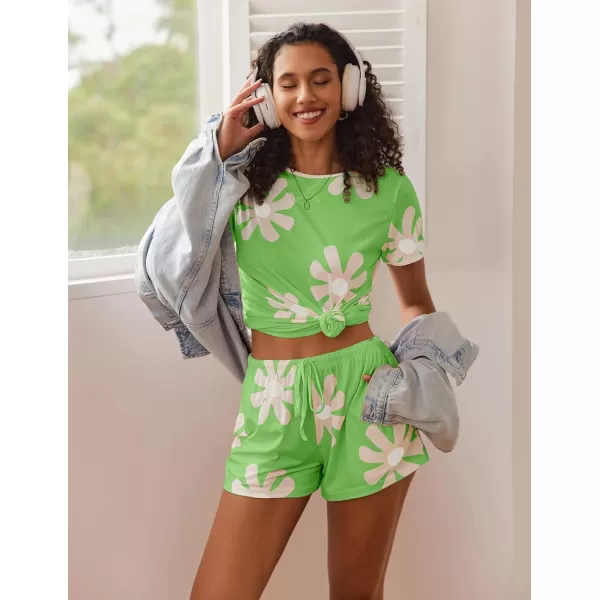 imageEkouaer Women Pajama Set Casual Short SetGreen and White Flowers