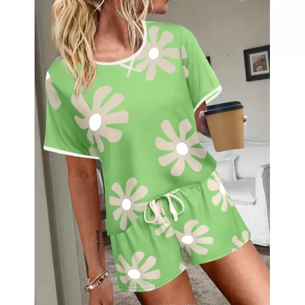 imageEkouaer Women Pajama Set Casual Short SetGreen and White Flowers