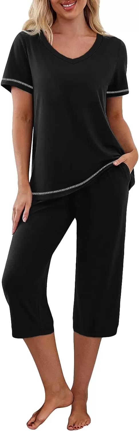 imageEkouaer 2 Pack Womens Sleepwear Capri Pajama Sets Short Sleeve TwoPiece Pjs V Neck Tops ampamp Capri Pants with Pockets S3XLBlack Flowerblack