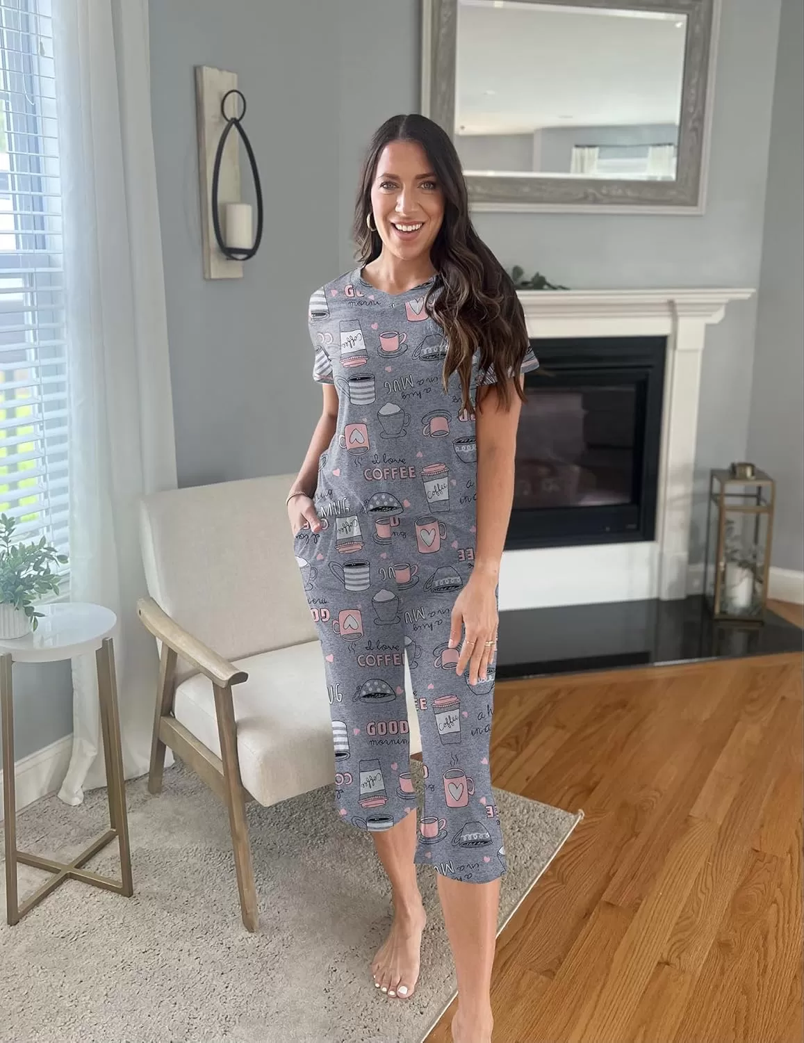 imageEkouaer 2 Pack Womens Sleepwear Capri Pajama Sets Short Sleeve TwoPiece Pjs V Neck Tops ampamp Capri Pants with Pockets S3XLBlue Floralcoffee