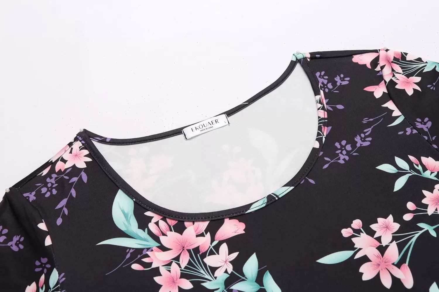 imageEkouaer 3 PCS Capri Pajamas for Women Set Short Sleeve Pajama Sets Floral Pj Sets Soft Sleepwear with PocketsBlack Flowers