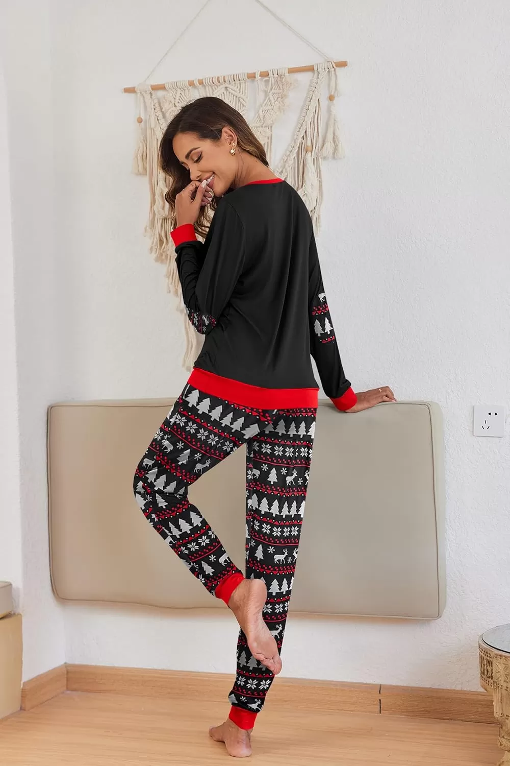 imageEkouaer Pajamas Set for Women Long Sleeve Crew Neck Comfy Pjs Lounge Sets With PocketsChristmas Tree