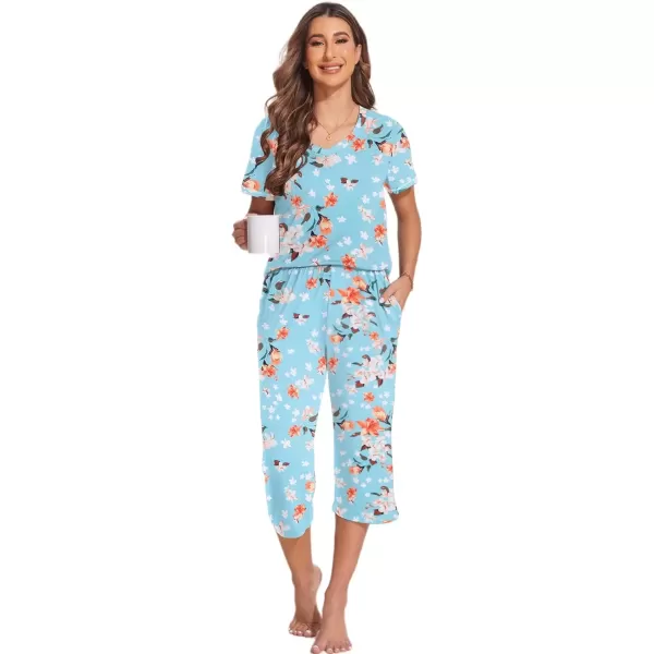 imageEkouaer 2 Pack Womens Sleepwear Capri Pajama Sets Short Sleeve TwoPiece Pjs V Neck Tops ampamp Capri Pants with Pockets S3XLGreen Flowersblack Big Flowers