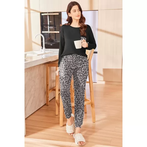 imageEkouaer Womens Pajamas Set Long Sleeve Christmas PJ Sets Soft Lounge Set for Women Sleepwear Joggers with PocketsLeopard
