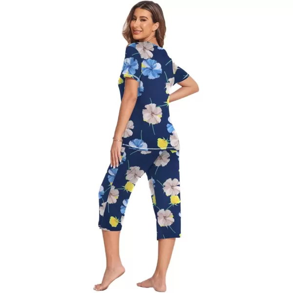 imageEkouaer Womens Sleepwear Capri Pajama Sets Short Sleeve TwoPiece Pjs V Neck Tops ampamp Capri Pants with Pockets S3XLBlue Khaki Flowers