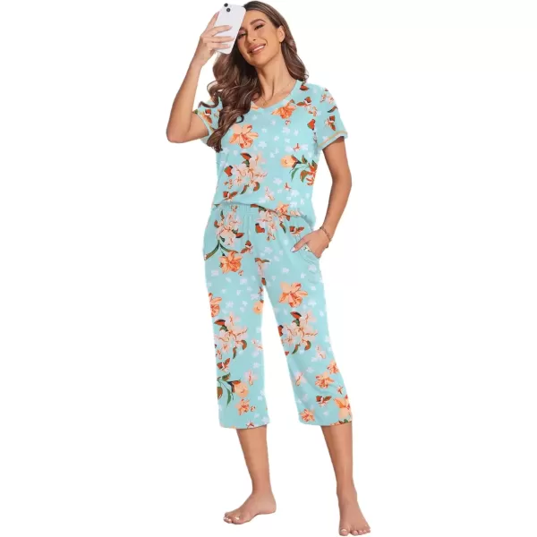 imageEkouaer Womens Sleepwear Capri Pajama Sets Short Sleeve TwoPiece Pjs V Neck Tops ampamp Capri Pants with Pockets S3XLGreen Flowers