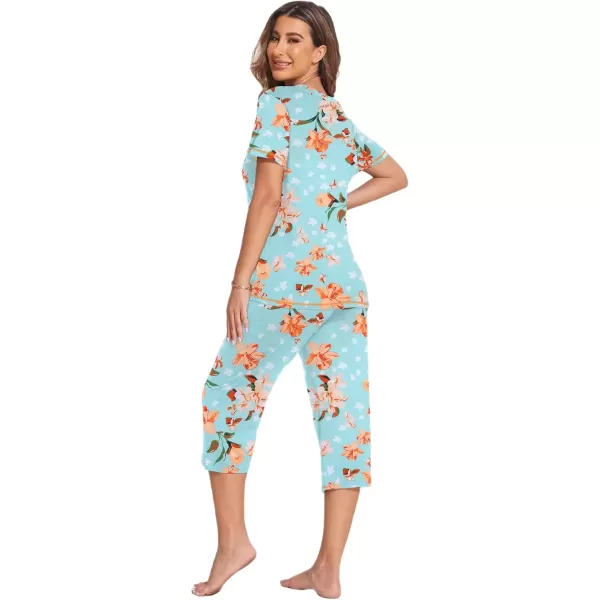 imageEkouaer Womens Sleepwear Capri Pajama Sets Short Sleeve TwoPiece Pjs V Neck Tops ampamp Capri Pants with Pockets S3XLGreen Flowers