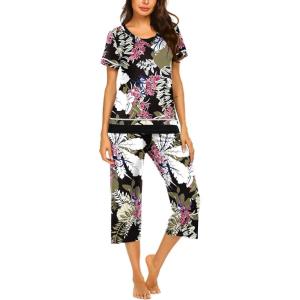 imageEkouaer Capri Pajama Sets for Women Short Sleeve Tops Sleepwear Sleep Sets Pjs Sets Soft Two Piece Loungewear SetsBlack Floral