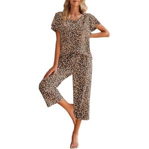 imageEkouaer Womens Cotton Pajamas Sets Short Sleeve Tops and Capri Pants Sleepwear Loungewear with PocketsLeopard Print