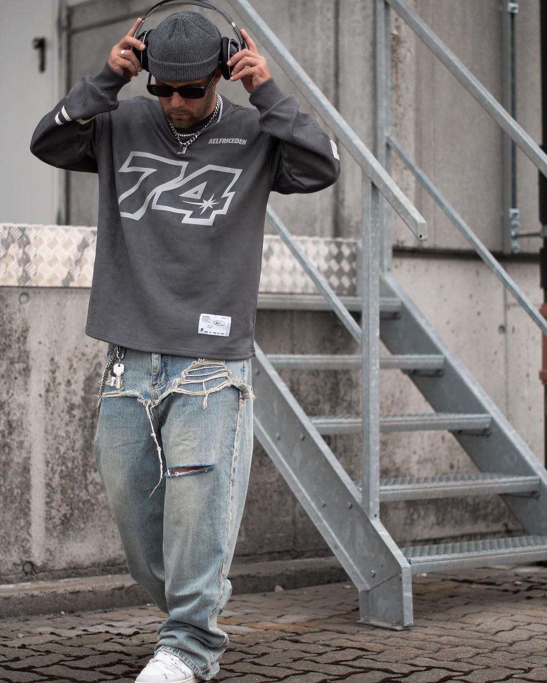 Aelfric Eden Oversized Crewneck Sweatshirts For Men Red Vintage Graphic Pullover Loose Fit Streetwear Long Sleeve TopD01grey
