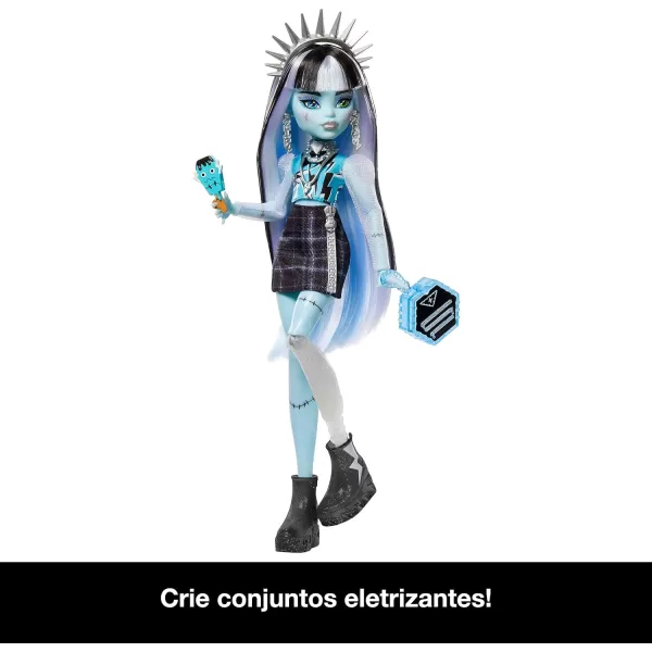 Monster High Skulltimate Secrets Fearidescent Series Doll amp Accessories Draculaura DressUp Locker amp 19 Surprises For 4 years and olderFrankie