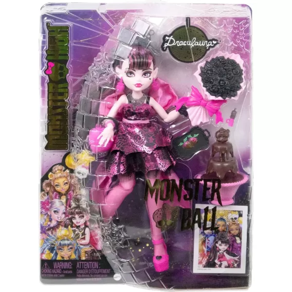 Monster High Doll Clawdeen Wolf in Monster Ball Party Fashion with Themed Accessories Including BalloonsDraculaura