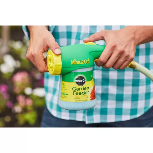 Miracle-Gro Garden Feeder