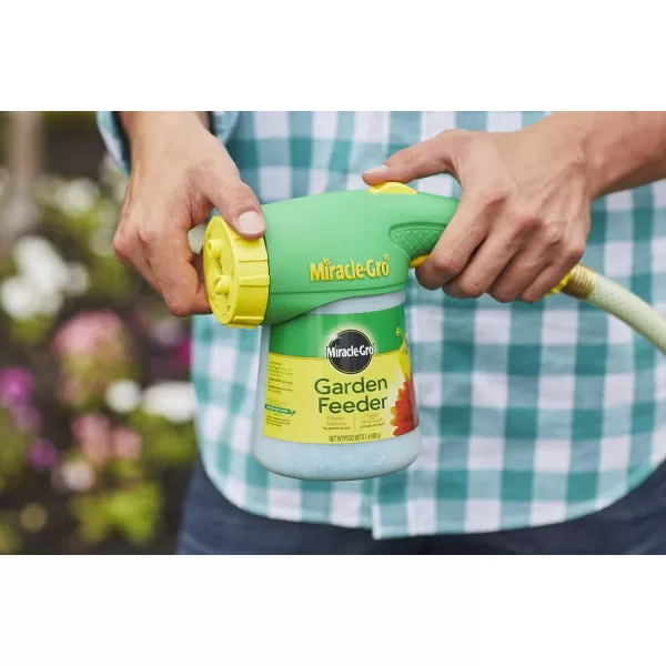 Miracle-Gro Garden Feeder