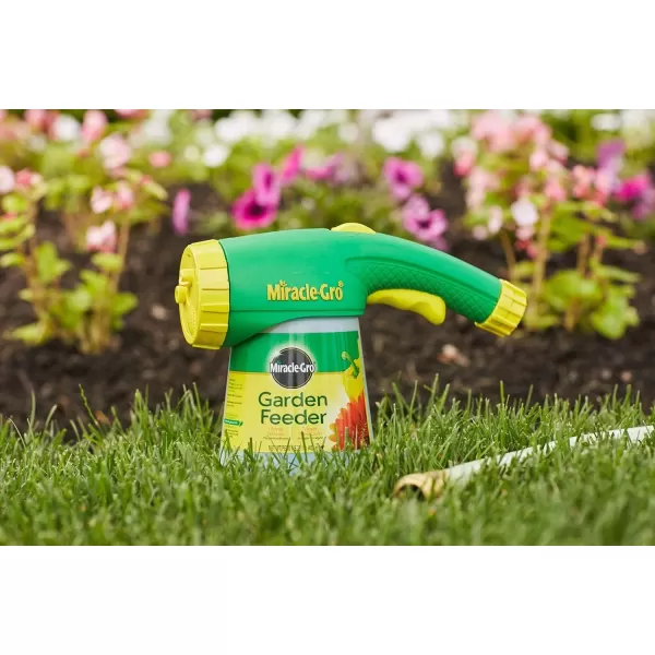 Miracle-Gro Garden Feeder
