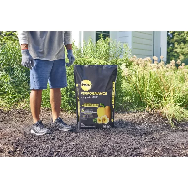 Miracle-Gro Performance Organics All Purpose Container Mix, 6 qt. - Organic, All Natural Plant Soil - Feed for up to 3 Months - All-Purpose Formula for Vegetables, Flowers and Herbs