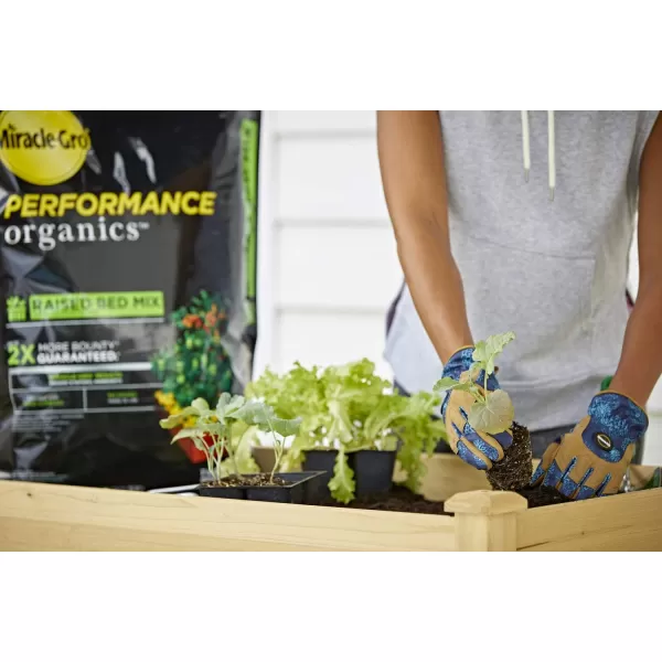 Miracle-Gro Performance Organics All Purpose Container Mix, 6 qt. - Organic, All Natural Plant Soil - Feed for up to 3 Months - All-Purpose Formula for Vegetables, Flowers and Herbs
