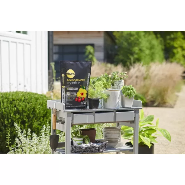 Miracle-Gro Performance Organics All Purpose Container Mix, 6 qt. - Organic, All Natural Plant Soil - Feed for up to 3 Months - All-Purpose Formula for Vegetables, Flowers and Herbs